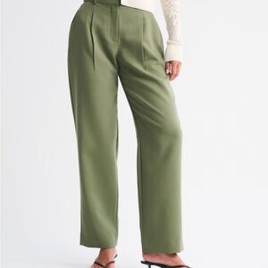 Abercrombie & Fitch Sage Green Women's Trousers